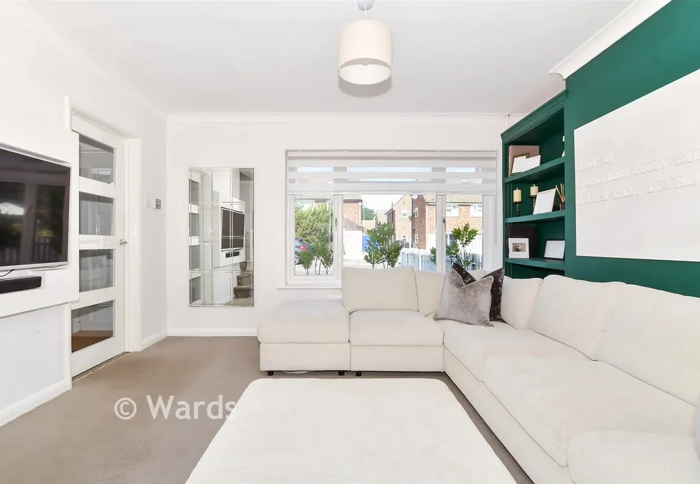 Lounge - Rowan Close, Aylesford, Kent - Wards of Kent
