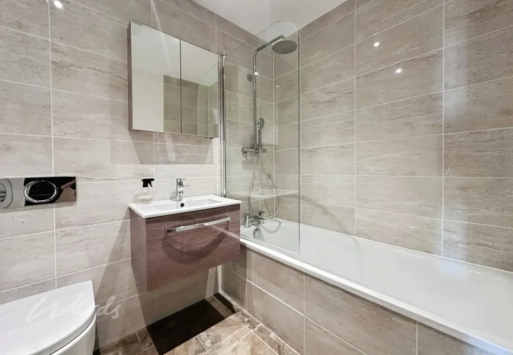 Millers bath use - Millers Hill Ramsgate CT11 - Wards of Kent