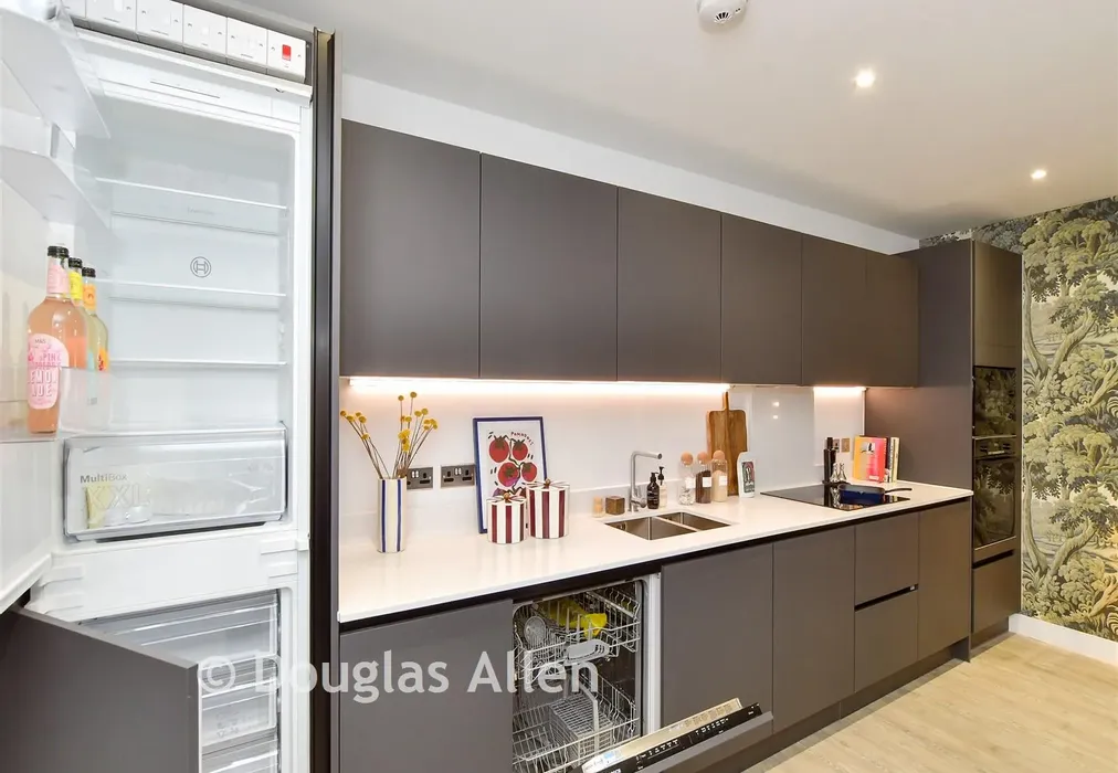 Kitchen Lifestyle Show Home - The Empire, Dagenham Green, Kent Avenue, Dagenham, Essex - Wards of Kent