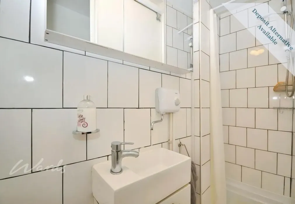 3 7 vic shower use - Victoria Road Margate CT9 - Wards of Kent