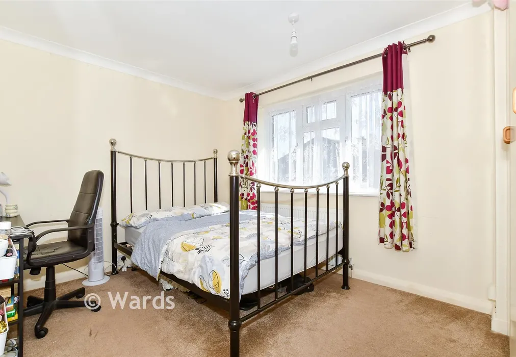 Bedroom 2 - Blackmanstone Way, Maidstone, Kent - Wards of Kent
