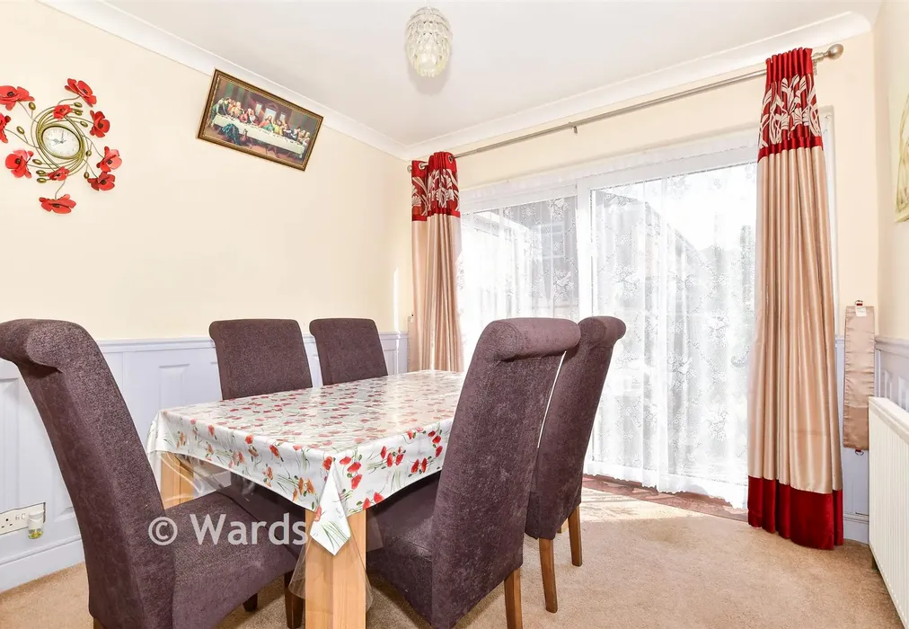 Dining Area - Blackmanstone Way, Maidstone, Kent - Wards of Kent