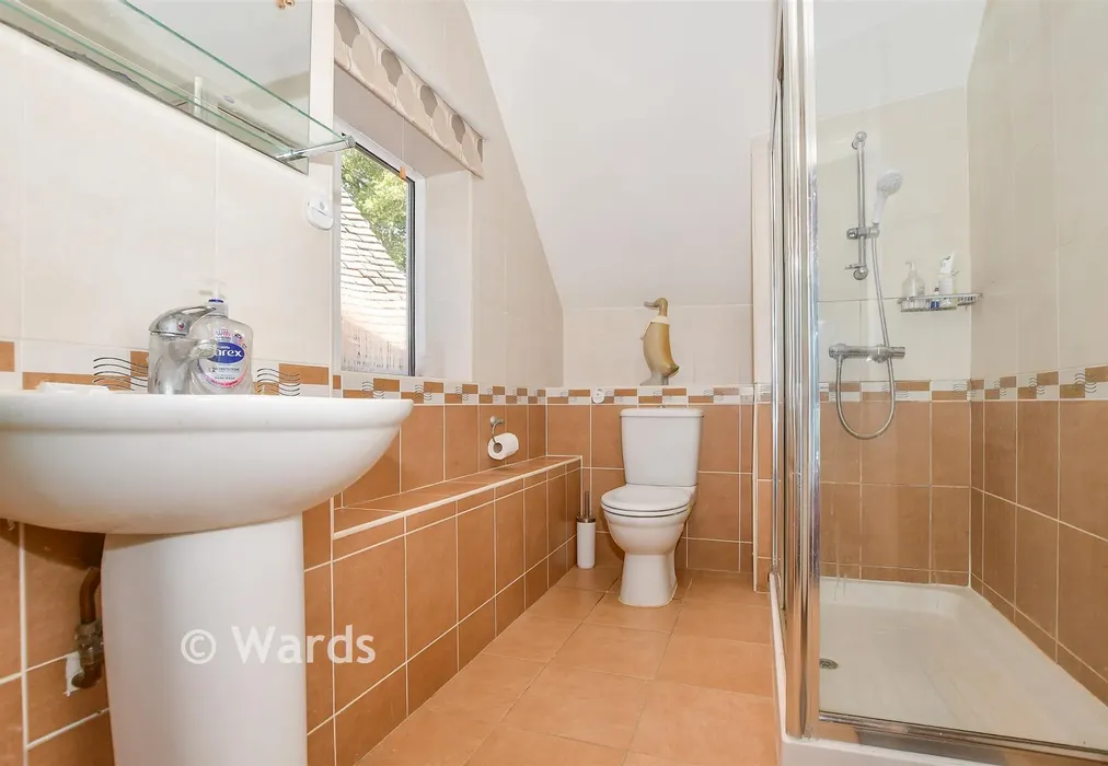 Shower Room - Tinkerpot Lane, West Kingsdown, Sevenoaks, Kent - Wards of Kent