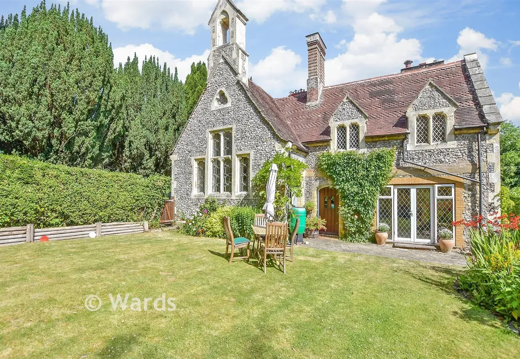 Rear Garden - Tinkerpot Lane, West Kingsdown, Sevenoaks, Kent - Wards of Kent