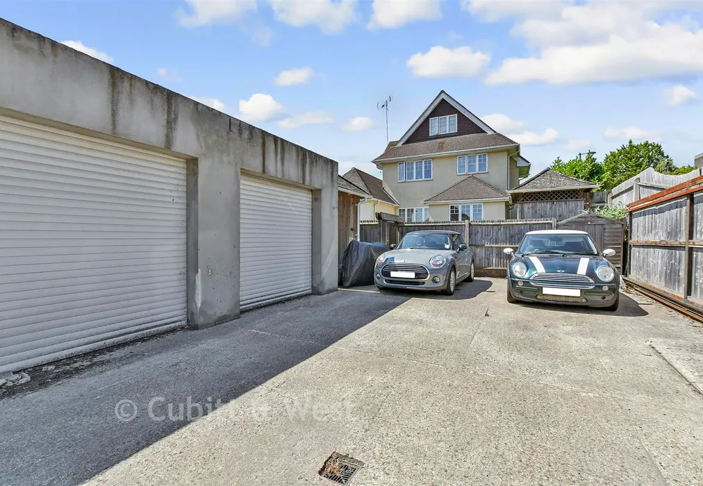 Driveway/Parking - Woodcote Grove Road, Coulsdon, Surrey - Wards of Kent