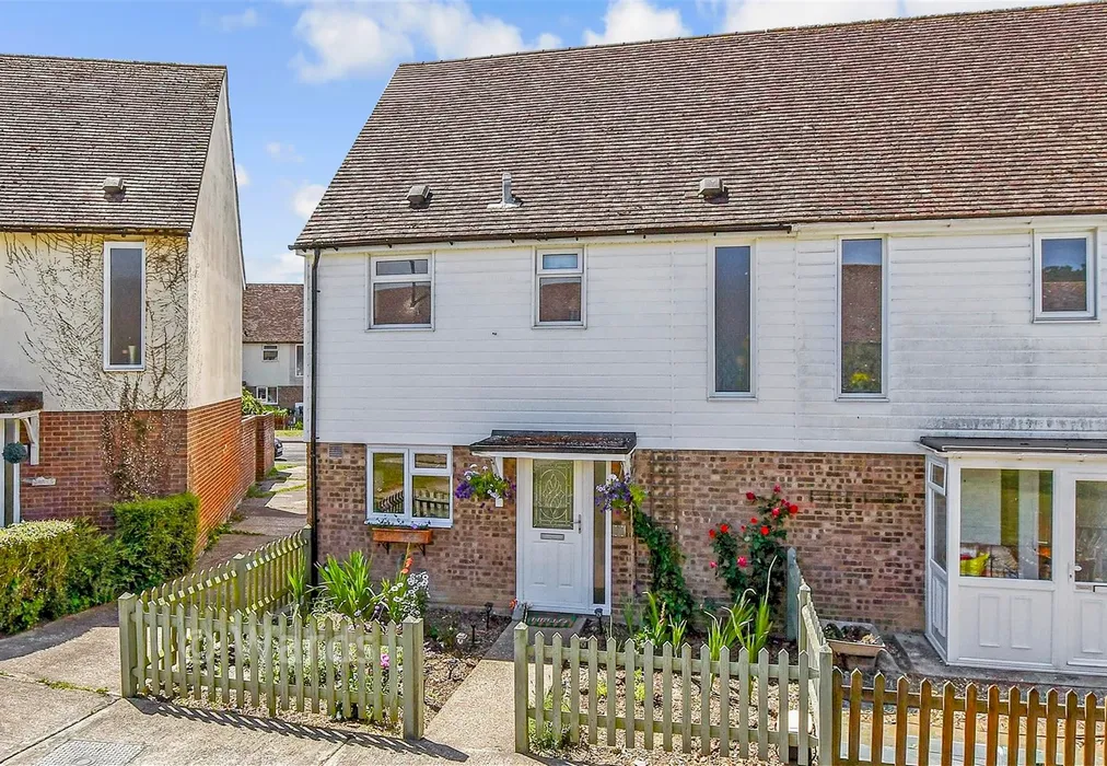 External (Web) - Jubilee Field, Wittersham, Tenterden, Kent - Wards of Kent