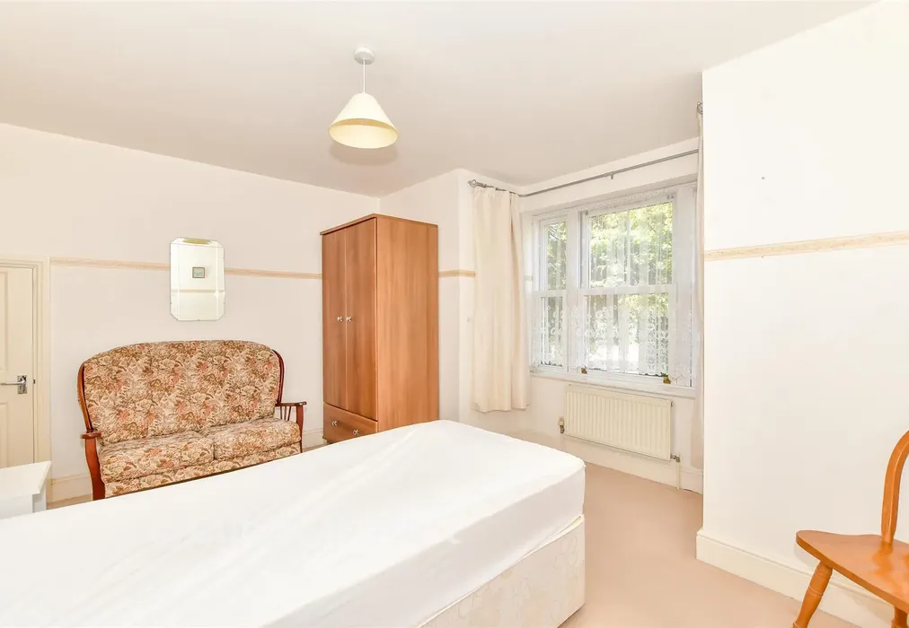 Bedroom - Hambledon Road, Waterlooville, Hampshire - Wards of Kent