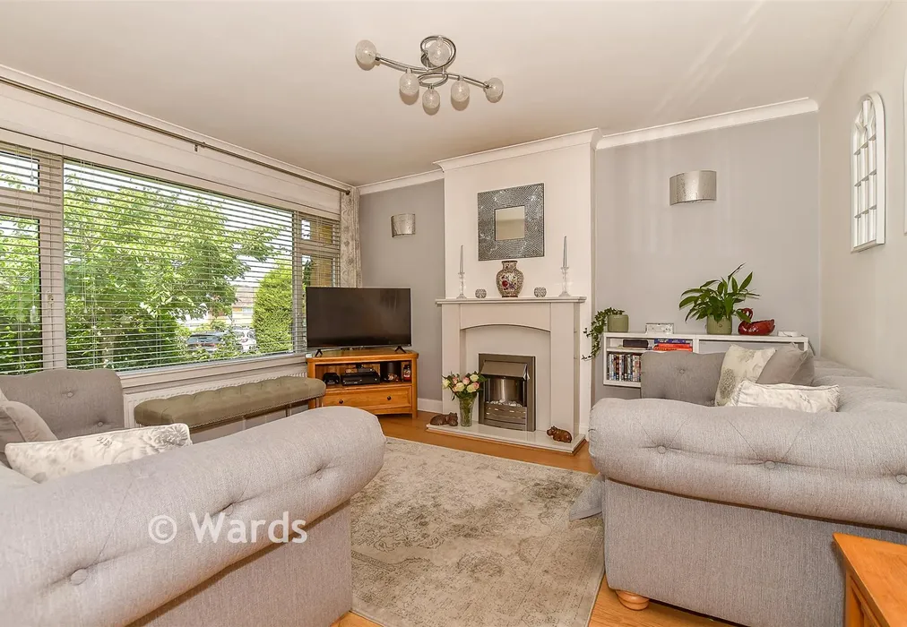 Lounge - Plane Walk, Tonbridge, Kent - Wards of Kent