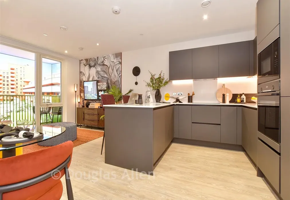 Lounge Kitchen Diner Show Home - The Empire, Dagenham Green, Kent Avenue, Dagenham, Essex - Wards of Kent