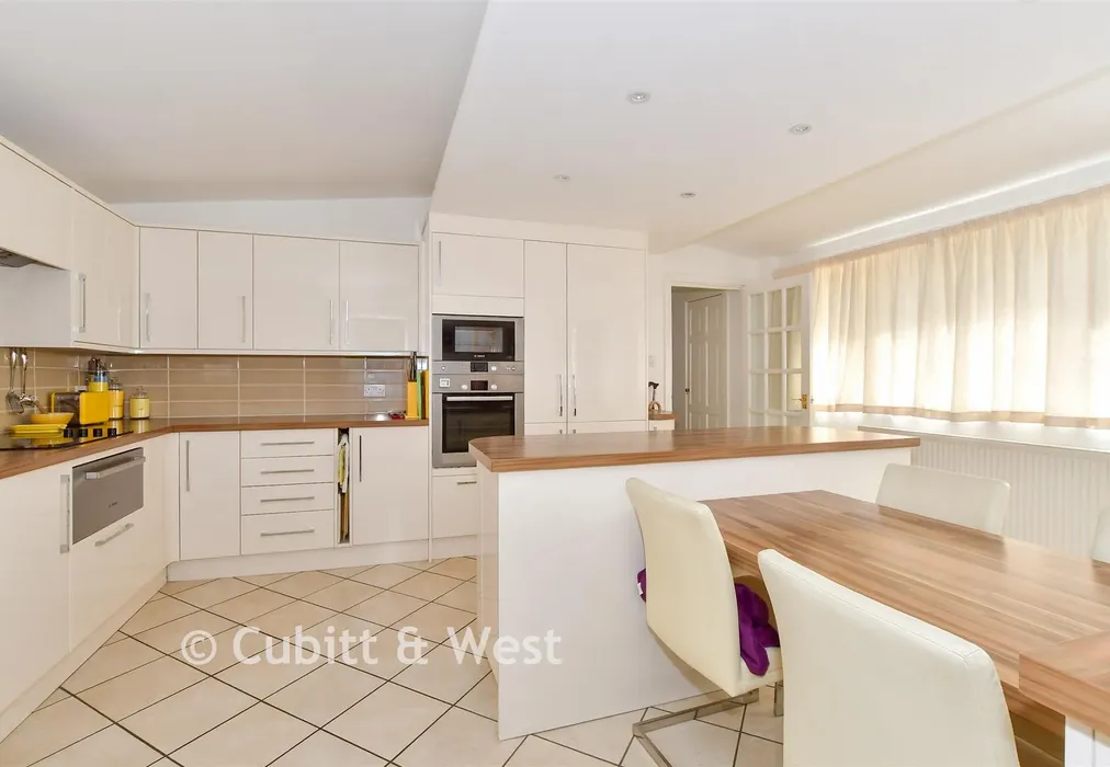 Kitchen/Breakfast Room - Greenacres, Ashington, West Sussex - Wards of Kent