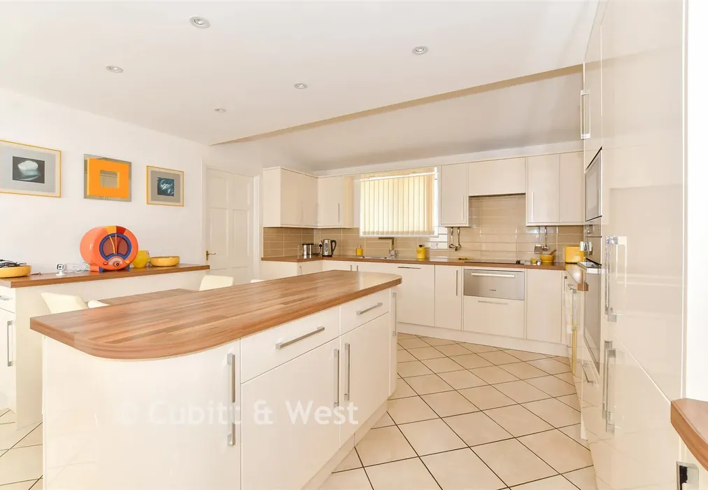 Kitchen/Breakfast Room - Greenacres, Ashington, West Sussex - Wards of Kent