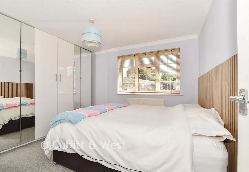 Bedroom 1 - Timber Mill, Southwater, Horsham, West Sussex - Wards of Kent