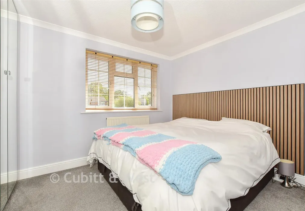 Bedroom 1 - Timber Mill, Southwater, Horsham, West Sussex - Wards of Kent
