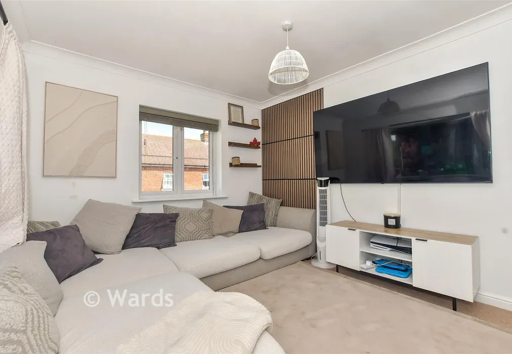 Lounge - Bluebell Road, Kingsnorth, Ashford, Kent - Wards of Kent