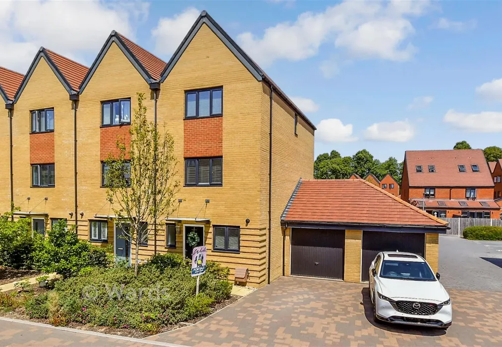 External (Web) 1 - Gardenia Road, Langley, Maidstone, Kent - Wards of Kent