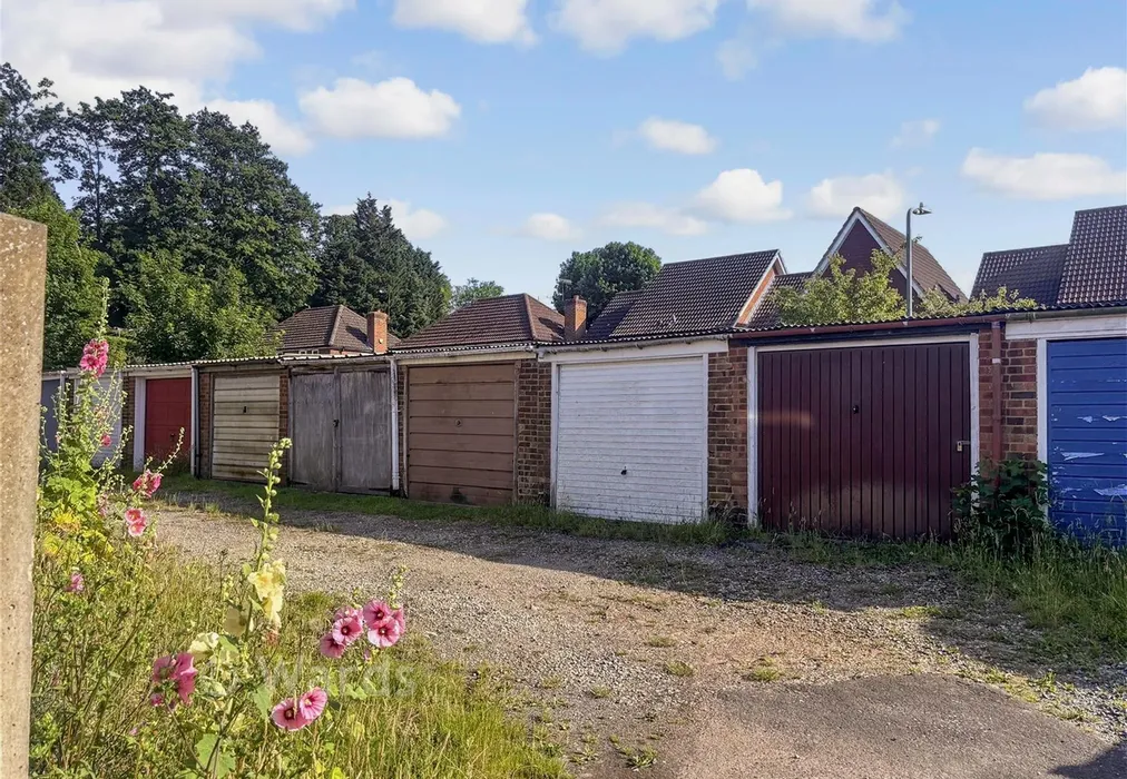 Front - Everard Way, Faversham, Kent - Wards of Kent