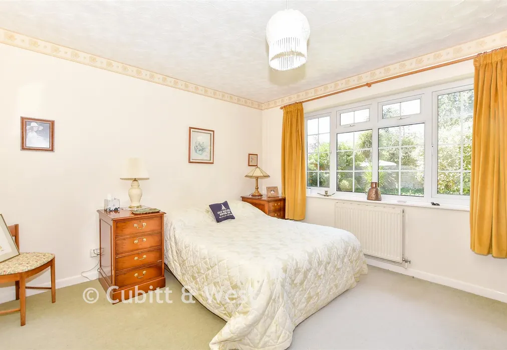 Bedroom 2 - Duffield Lane, Woodmancote, Hampshire - Wards of Kent