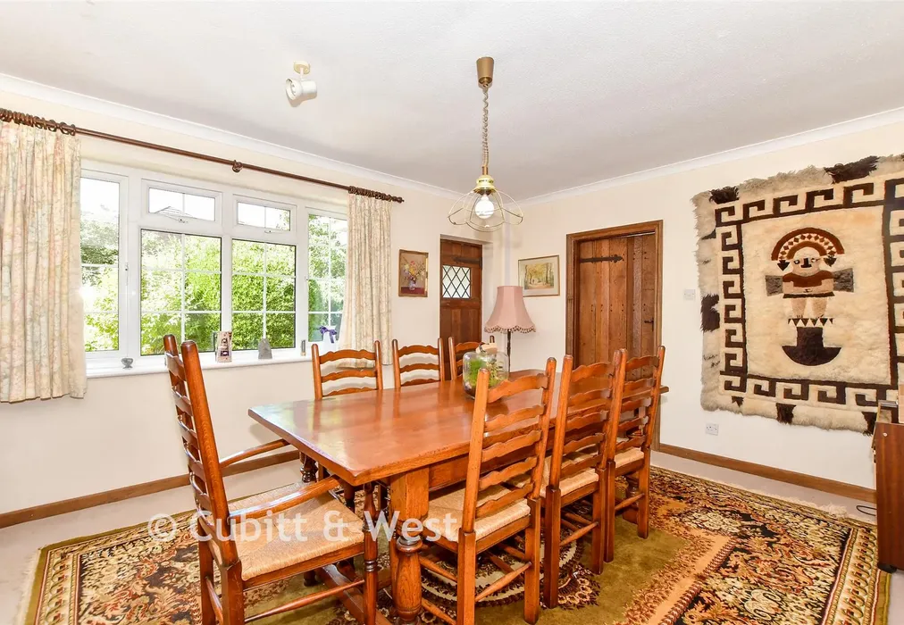 Dining Room - Duffield Lane, Woodmancote, Hampshire - Wards of Kent