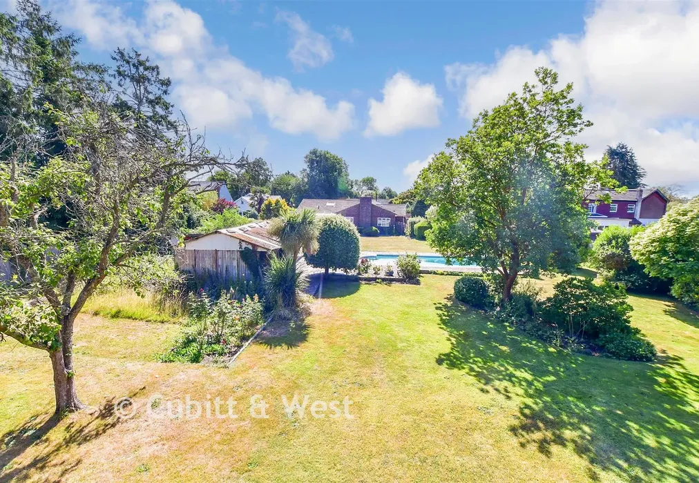 Rear Garden - Duffield Lane, Woodmancote, Hampshire - Wards of Kent