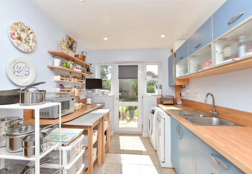Kitchen/Breakfast Room - Lower Road, Faversham, Kent - Wards of Kent