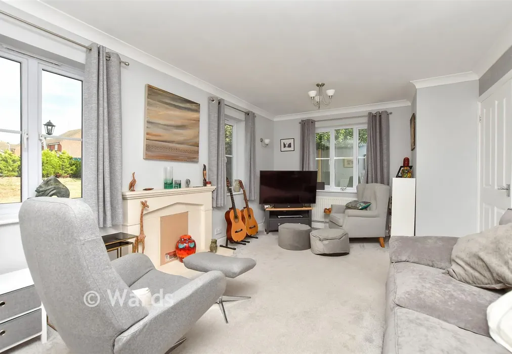 Lounge - Lower Road, Faversham, Kent - Wards of Kent