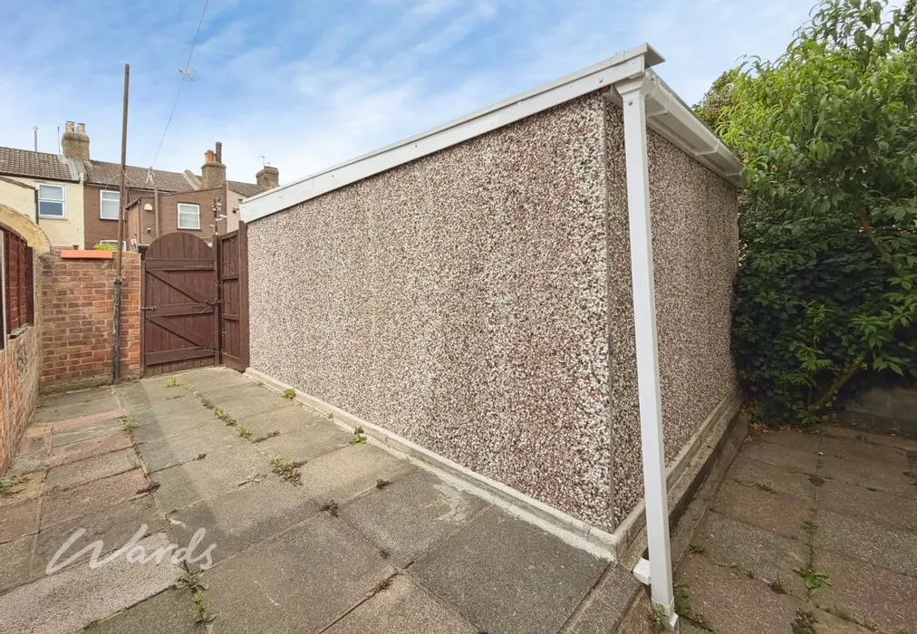 Garden - Norman Road Dartford DA1 - Wards of Kent