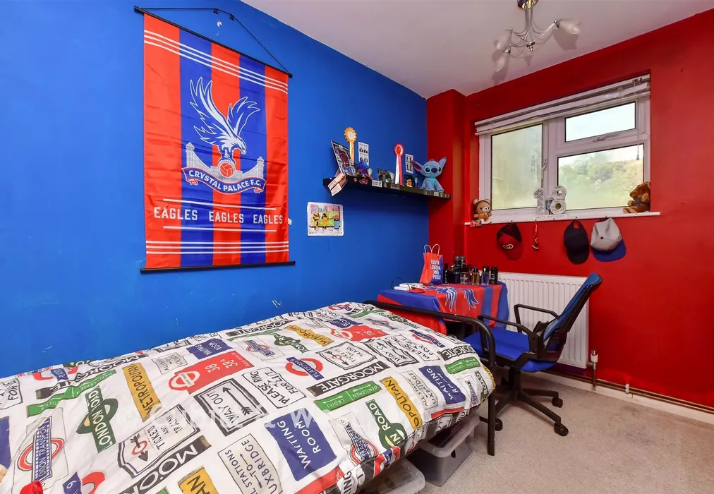 Bedroom 2 - Croydon Road, Caterham, Surrey - Wards of Kent