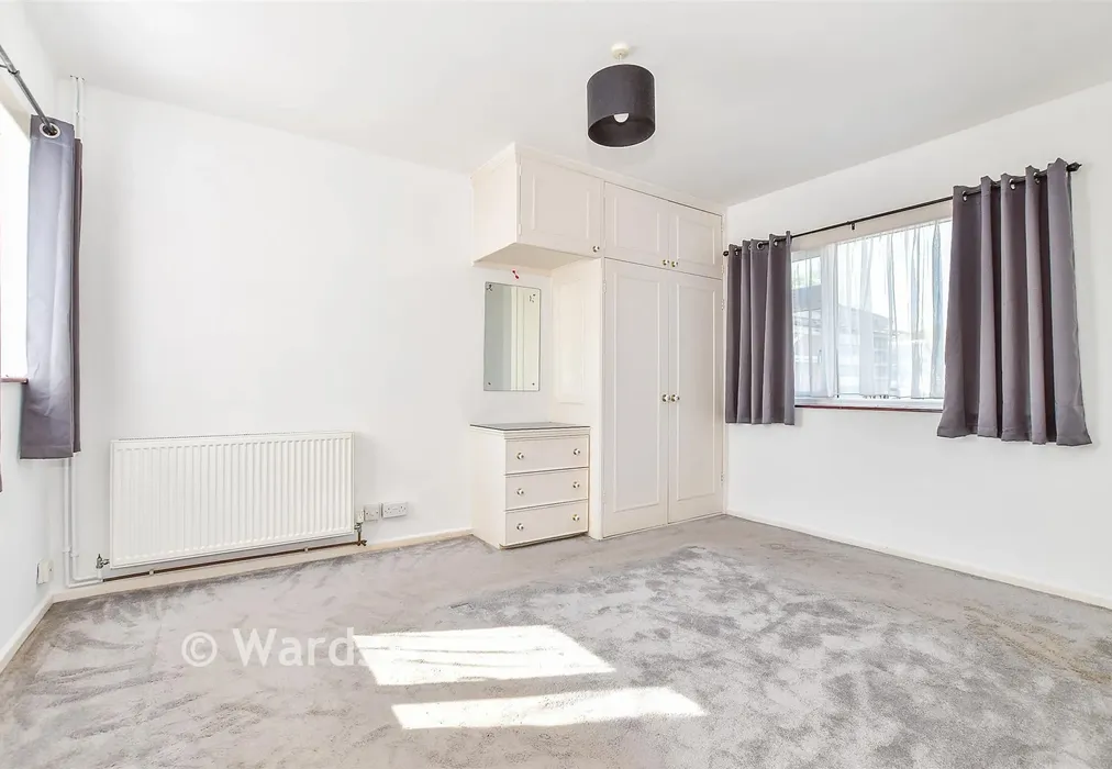 Bedroom 1 - Coast Drive, Lydd On Sea, Kent - Wards of Kent