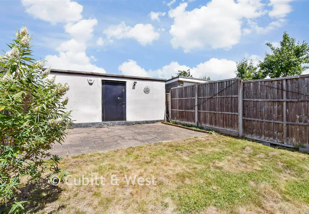 Workshop/Outbuildings - Gander Green Lane, Sutton, Surrey - Wards of Kent