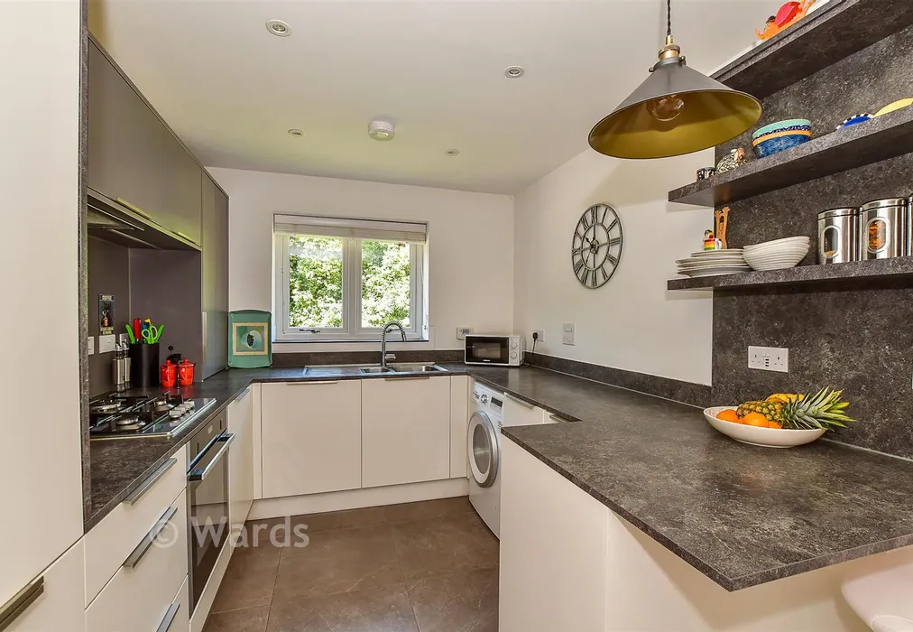 Kitchen - Pearmain Way, New Romney, Kent - Wards of Kent