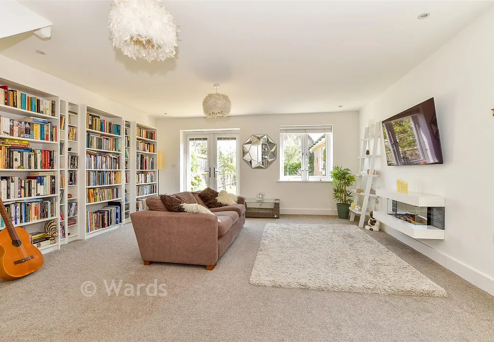 Lounge/Diner - Pearmain Way, New Romney, Kent - Wards of Kent