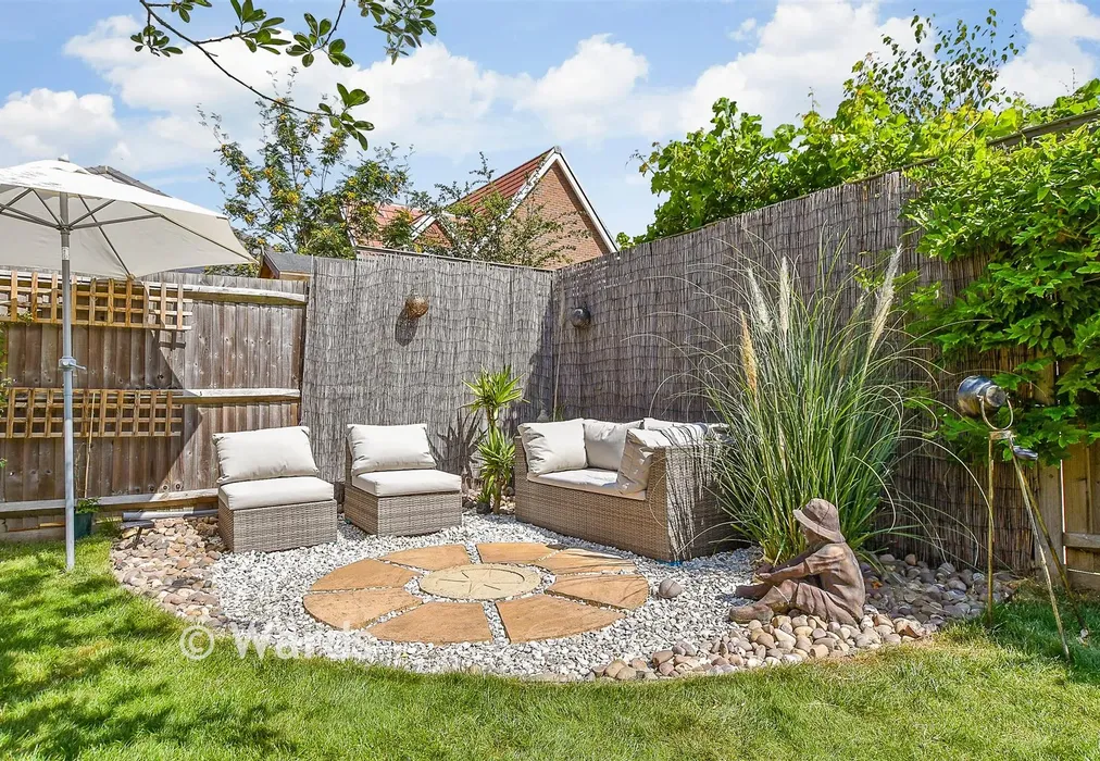 Patio / Decking - Pearmain Way, New Romney, Kent - Wards of Kent