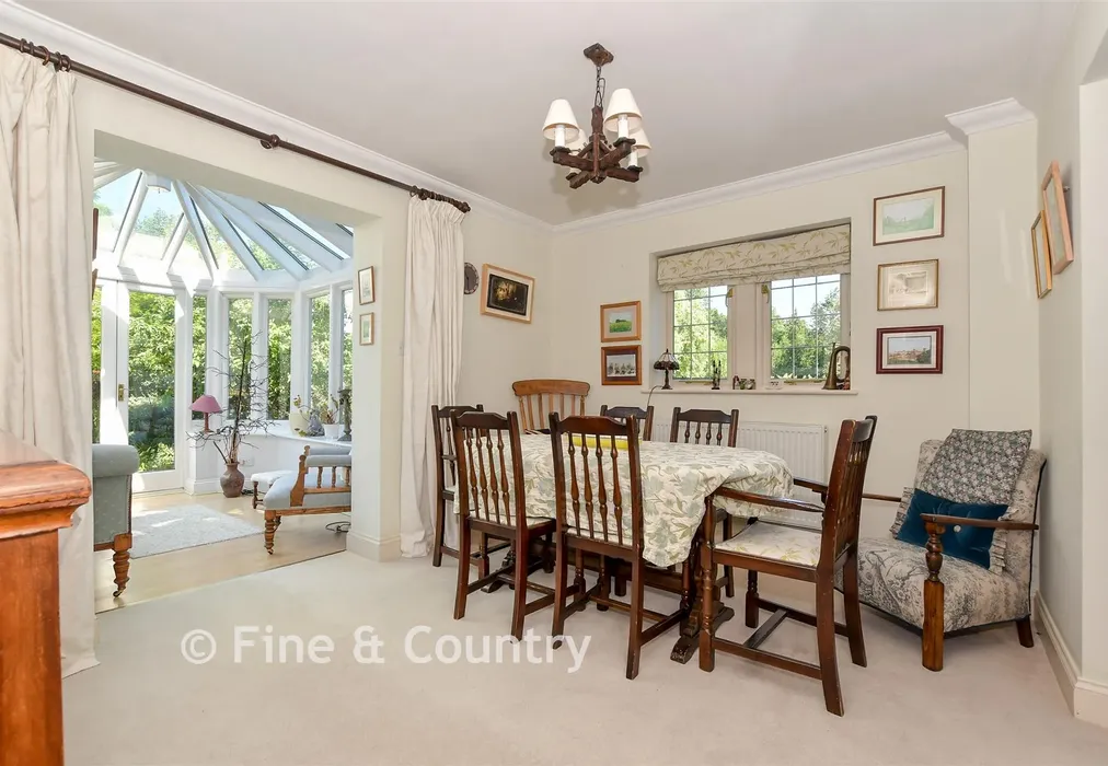 Dining Area - Maidstone Road, Horsmonden, Kent - Wards of Kent