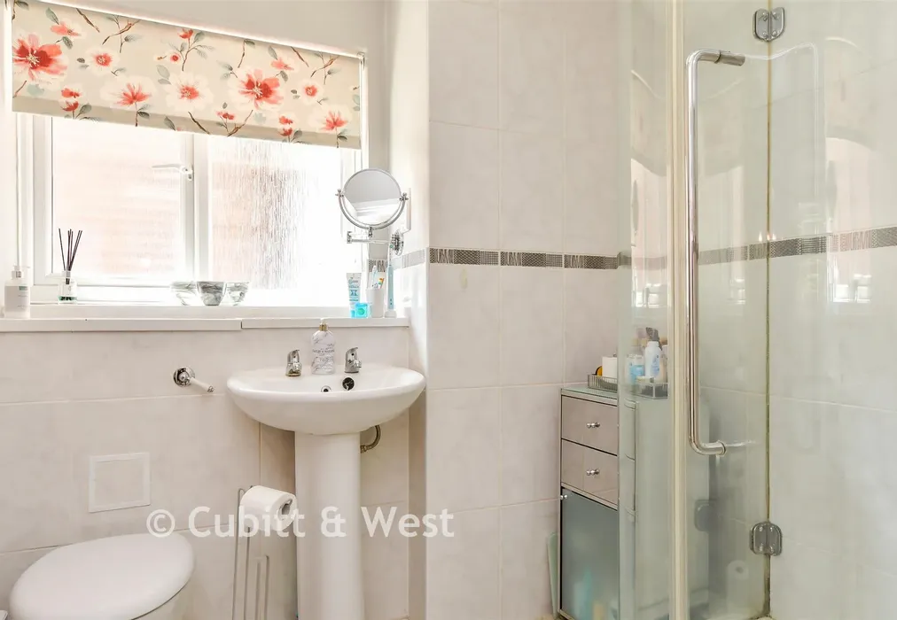 Shower Room - Goring Street, Goring-By-Sea, West Sussex - Wards of Kent