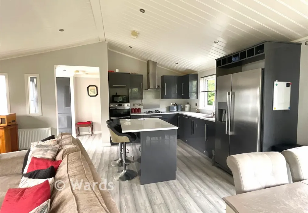 Lounge/Kitchen - Romney Street, Knatts Valley, Kent - Wards of Kent