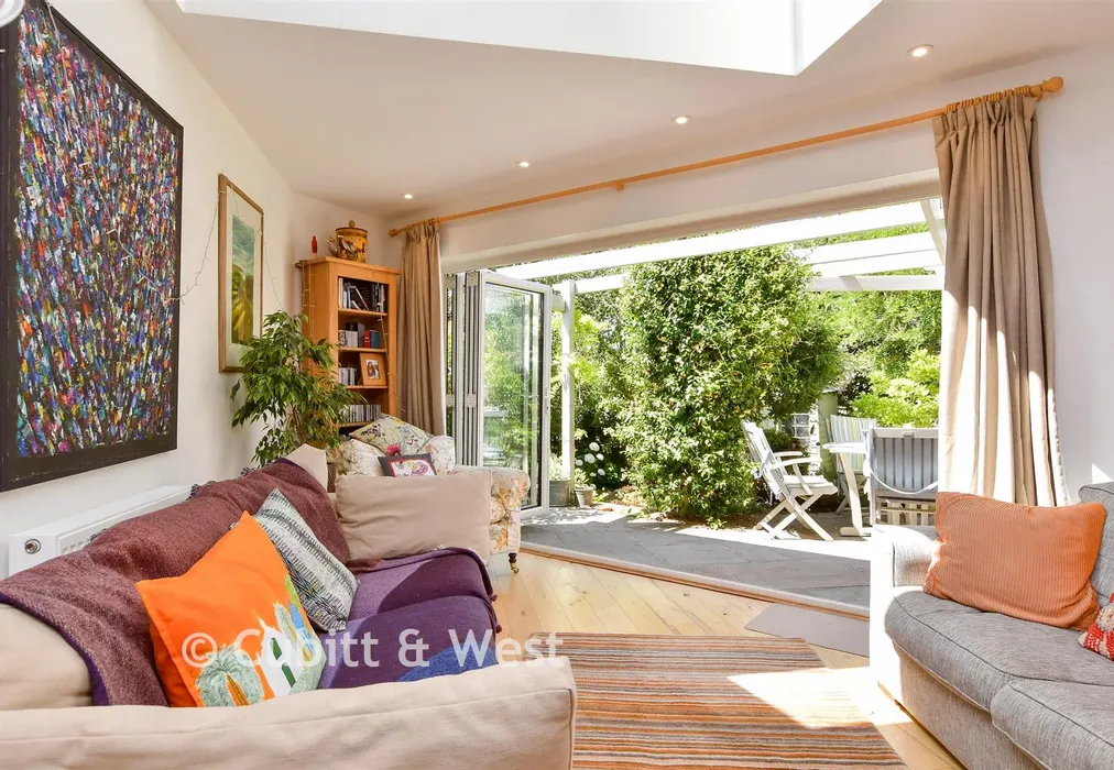 Internal Lifestyle Photograph - Ferrers Road, Lewes, East Sussex - Wards of Kent