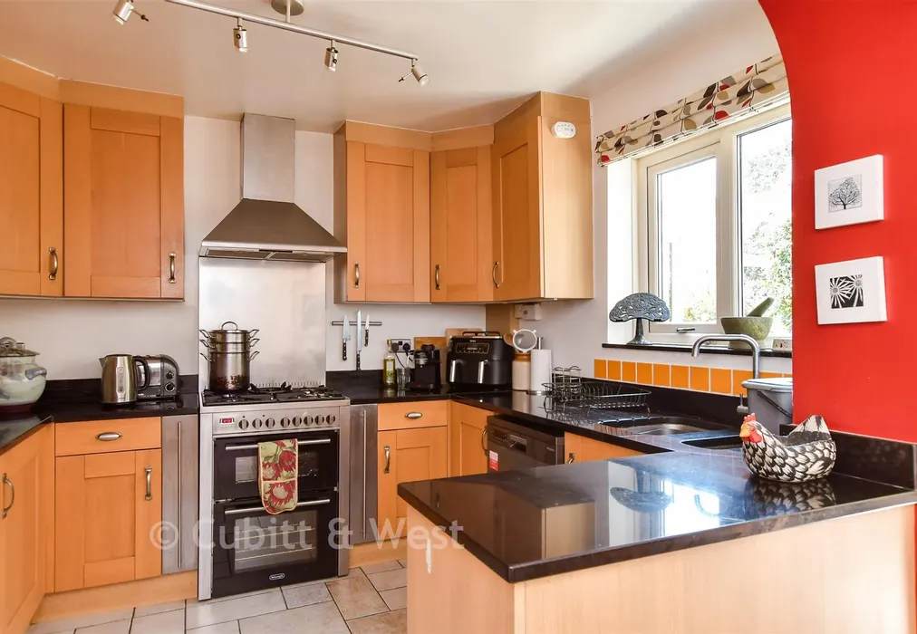 Kitchen - Ferrers Road, Lewes, East Sussex - Wards of Kent