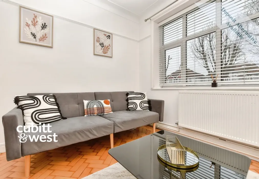 Lounge - Carshalton Road Sutton SM1 - Wards of Kent
