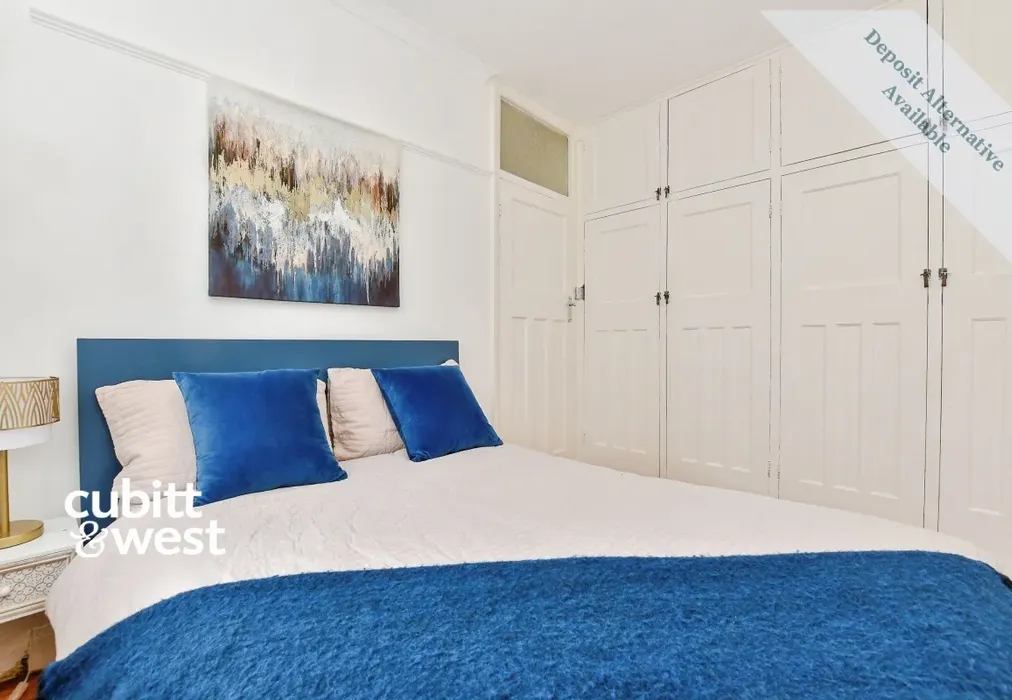 Bedroom - Carshalton Road Sutton SM1 - Wards of Kent