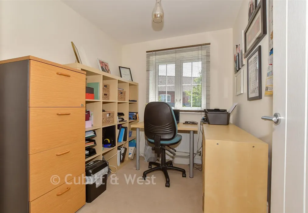 Bedroom 4 - Heydon Way, Broadbridge Heath, West Sussex - Wards of Kent