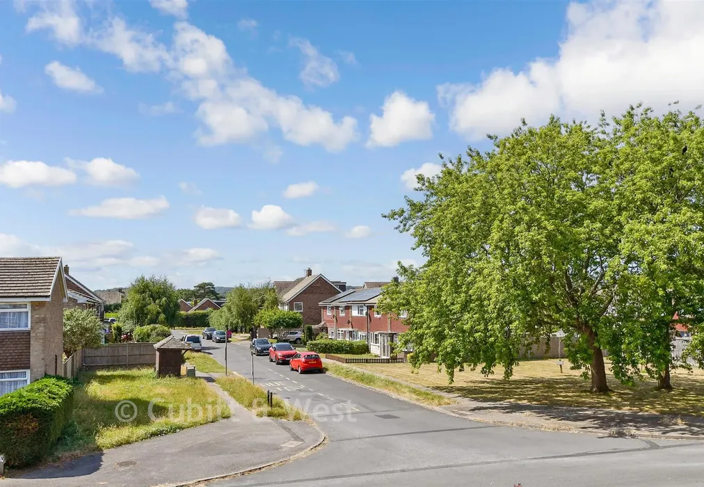 Views To Front - Broyle Close, Ringmer, Lewes, East Sussex - Wards of Kent