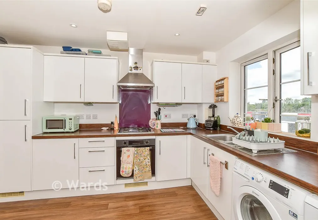Kitchen/Living Room - Crabapple Road, Tonbridge, Kent - Wards of Kent