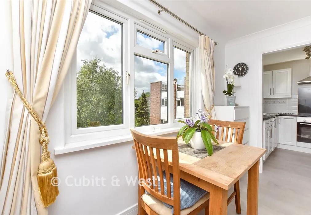 Lounge/Diner - Stanley Road, Sutton, Surrey - Wards of Kent