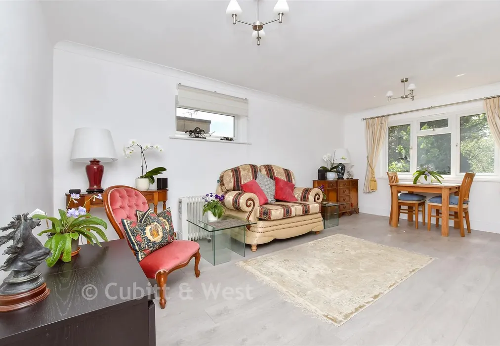 Lounge/Diner - Stanley Road, Sutton, Surrey - Wards of Kent