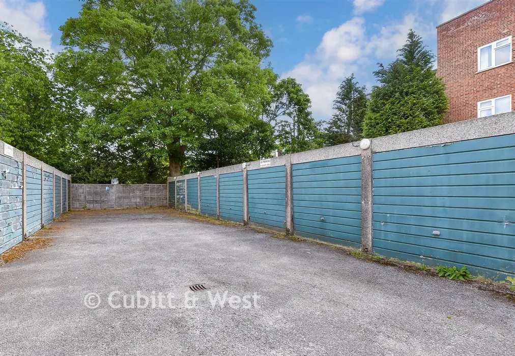 Garage - Stanley Road, Sutton, Surrey - Wards of Kent