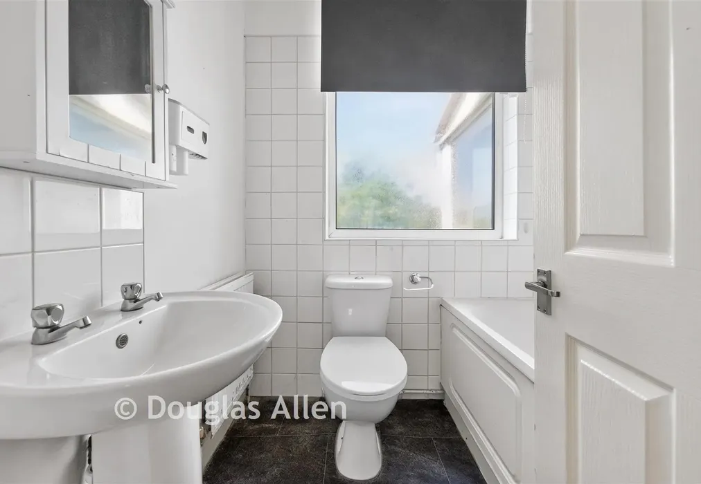 Bathroom - Crystal Avenue, Hornchurch, Essex - Wards of Kent