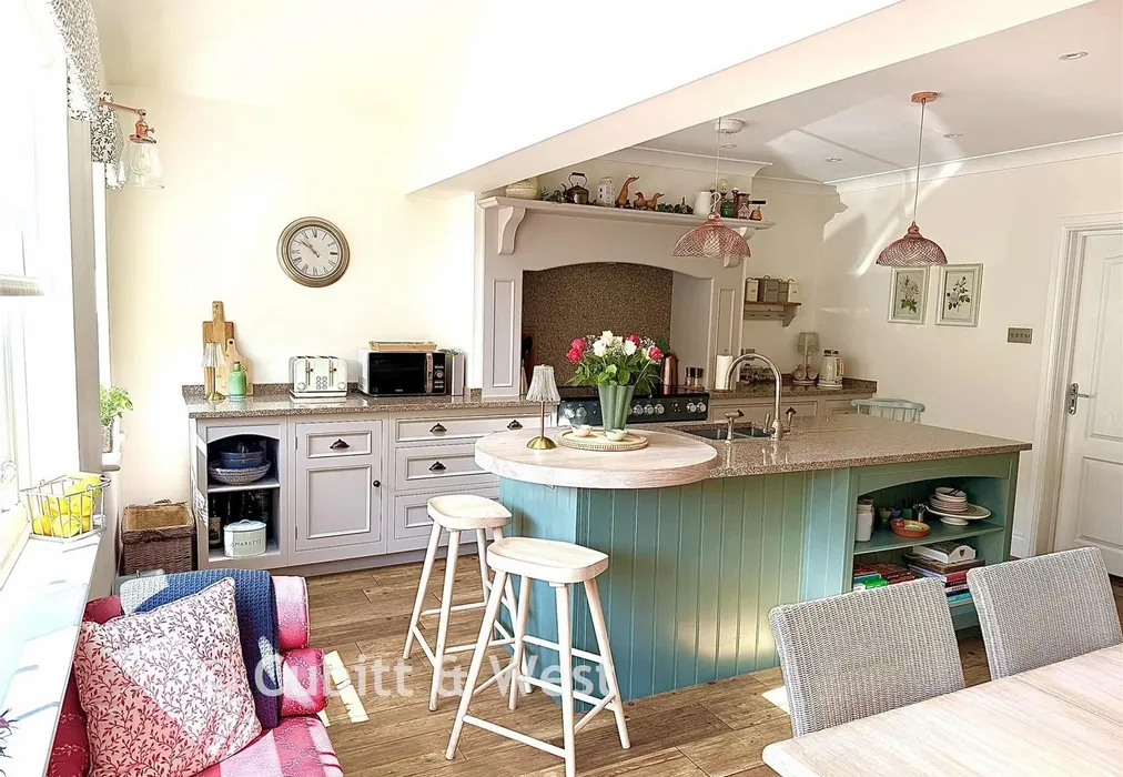Kitchen/Diner - Christy Road, Biggin Hill, Kent - Wards of Kent