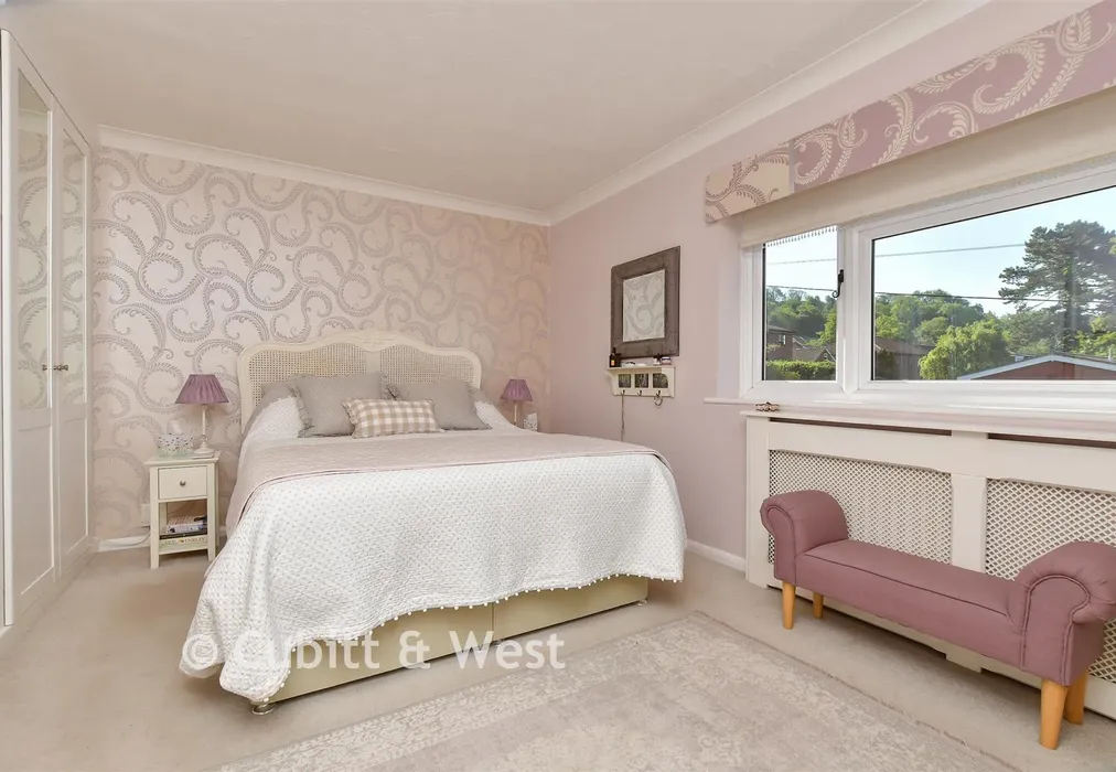 Bedroom 1 - Christy Road, Biggin Hill, Kent - Wards of Kent