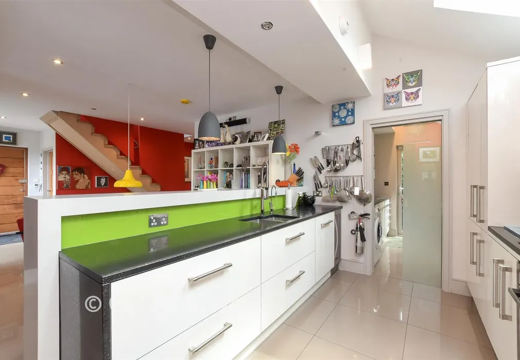 Kitchen/Breakfast Area - Masons Bridge Road, Redhill, Surrey - Wards of Kent