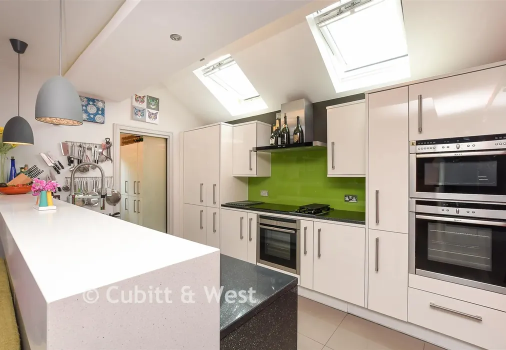 Kitchen/Breakfast Area - Masons Bridge Road, Redhill, Surrey - Wards of Kent